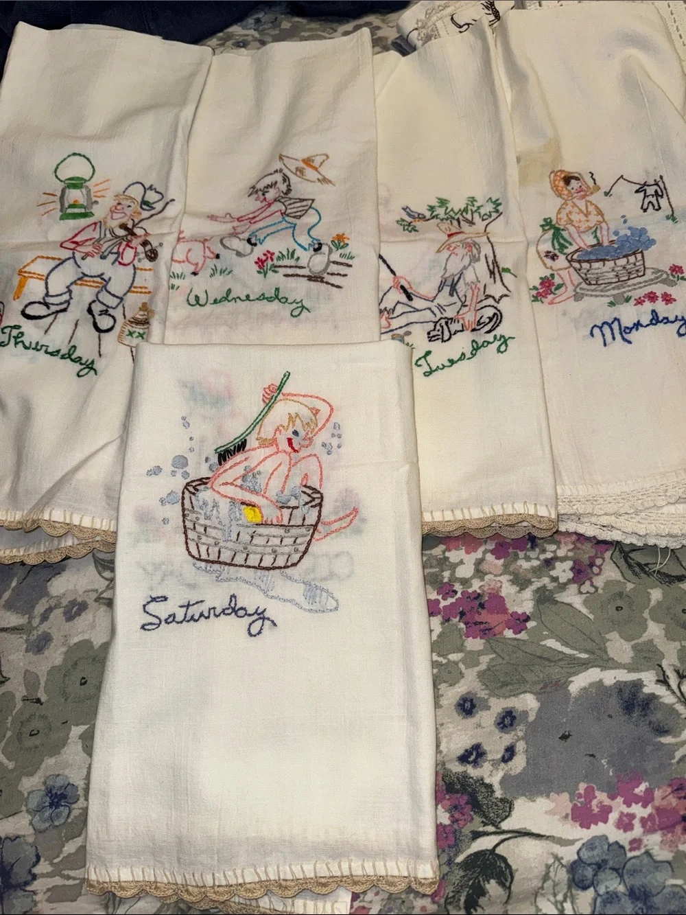Vintage Embroidered Day-of-Week Kitchen Towels - 5